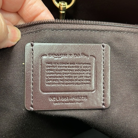 Coach Keith Haring Signature Canvas W/ Patches Tote Bag F48728 - Picture 7 of 10